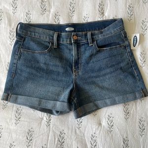 Brand new mid rise women’s jean shorts